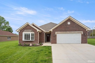 2502 Chrystal Woods Dr, Kokomo, IN 46901