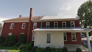 402 Linden Grove Rd, Ephrata, PA 17522