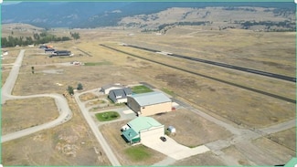 127 Lucky Lindy Ln, Eureka, MT 59917