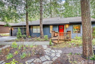 160 Resolute Ln, Port Ludlow, WA 98365