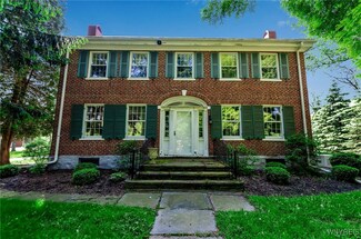 7358 Sweetland Rd, Derby, NY 14047