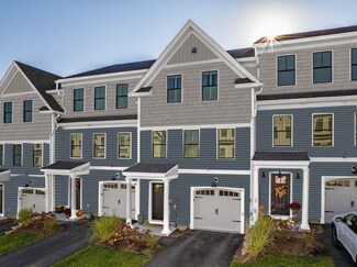 33 Lenox Dr Unit B, Dover, NH 03820