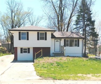 7601 NE 51st Terrace, Kansas City, MO 64119