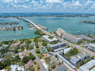 55 Harbor View Ln Unit 108, Belleair Bluffs, FL 33770