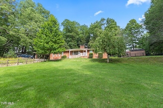 720 Holly Ave, Erwin, TN 37650
