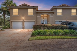 5279 Bowline Ct, Oxford, FL 34484
