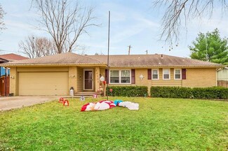 16204 E 31st St S, Independence, MO 64055