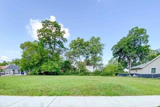 319 N Taylor St, South Bend, IN 46601