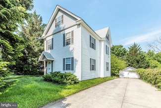 7208 Bowdoin Ave, College Park, MD 20740