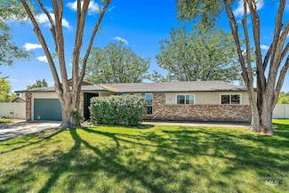 65 S Skye Dr, Nampa, ID 83651