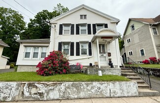 17 Maple St, Seymour, CT 06483