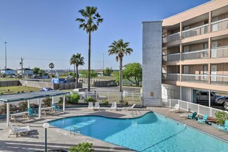 3938 Surfside Blvd, Corpus Christi, TX 78402