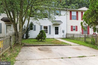 60 Brookshire Rd, Sicklerville, NJ 08081