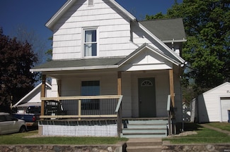 206 S Superior St, Angola, IN 46703