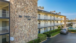 6100 12th St S Unit 313, Saint Petersburg, FL 33705