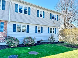 18 South St Unit 1-1, Dennis Port, MA 02639