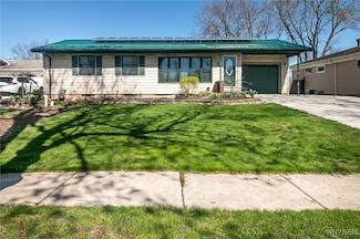 208 Evergreen Dr, Tonawanda, NY 14150