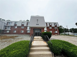 300 Smithfield Rd Unit B2-7, North Providence, RI 02904
