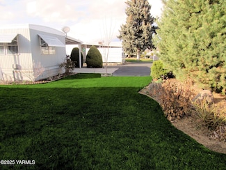 55 W Washington Ave Unit 100, Yakima, WA 98903