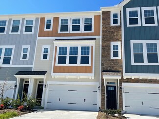 1082 Manorhaven Dr Unit 220, Durham, NC 27703