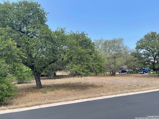 100 Oak Ln, Horseshoe Bay, TX 78657