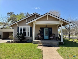 301 E Reuss Blvd, Cuero, TX 77954