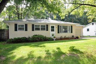 4102 Mead St, Kalamazoo, MI 49004