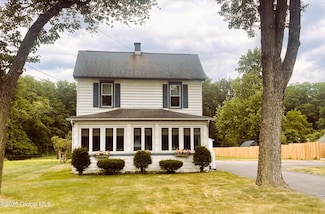 2353 Curry Rd, Schenectady, NY 12303