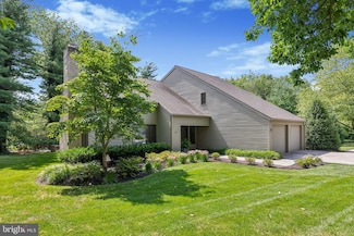 8 Hunters Run, Spring House, PA 19477