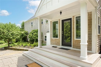 140 Connection St, Newport, RI 02840