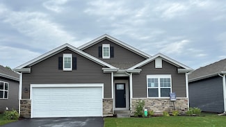 2522 Redwood Trail, Wonder Lake, IL 60097