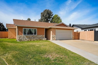 152 Leoma Ln, Chula Vista, CA 91911