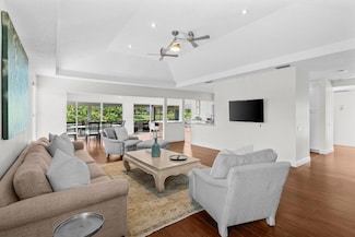 6689 Eastpointe Pines St, West Palm Beach, FL 33418