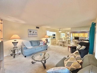 141 Lake Pine Cir Unit A-2, Greenacres, FL 33463