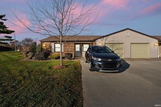 701 Riley Rd, Kendallville, IN 46755