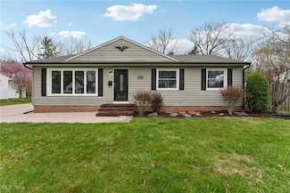 6523 Charles Rd, North Olmsted, OH 44070