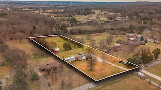 124 Hunters Ln, Hendersonville, TN 37075