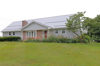 5219 W 52nd St, Fairview, PA 16415