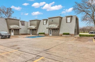 3350 McFaddin Ave, Beaumont, TX 77706