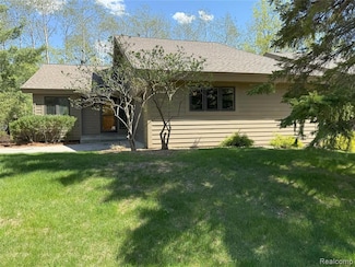 6556 Mission Ridge, Traverse City, MI 49686