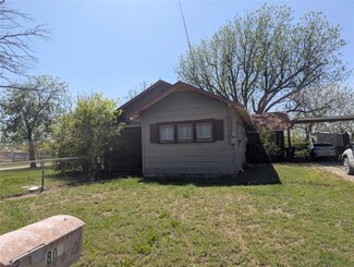 801 N Avenue G, Olney, TX 76374