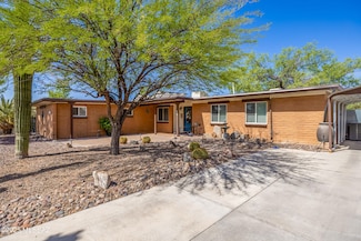 6745 N Amahl Dr, Tucson, AZ 85704