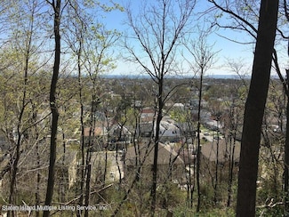 0 Flagg Place, Staten Island, NY 10304