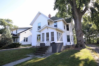 409 Portage Ave Unit 1, Three Rivers, MI 49093