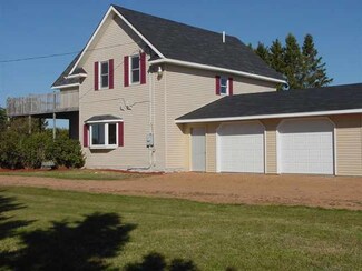 5219 Town Hall Rd, Athens, WI 54411