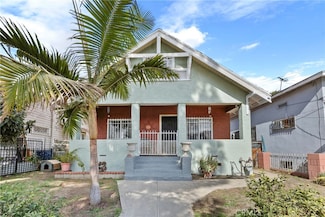 341 W 42nd St, Los Angeles, CA 90037