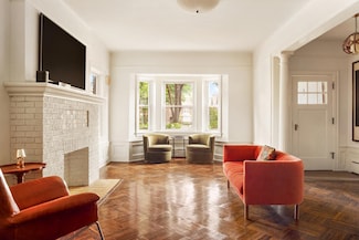 216 E 21st St, Brooklyn, NY 11226