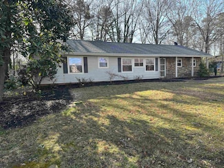 715 S Petty St, Gaffney, SC 29340