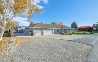 613 Meadows Dr N, Wenatchee, WA 98801