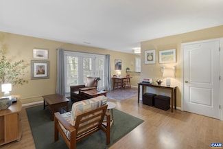 1504 Villa Terrace Unit B, Charlottesville, VA 22903